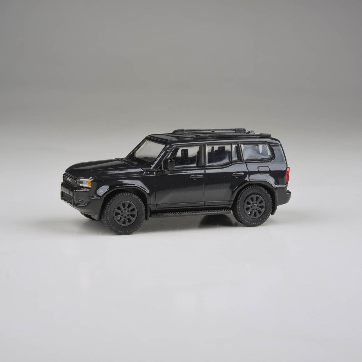 [PRE-VENTA 2026] PARA64 - Toyota Land Cruiser 250 Prado 2024 'Underground' - Tomica Costa Rica Collectors Club