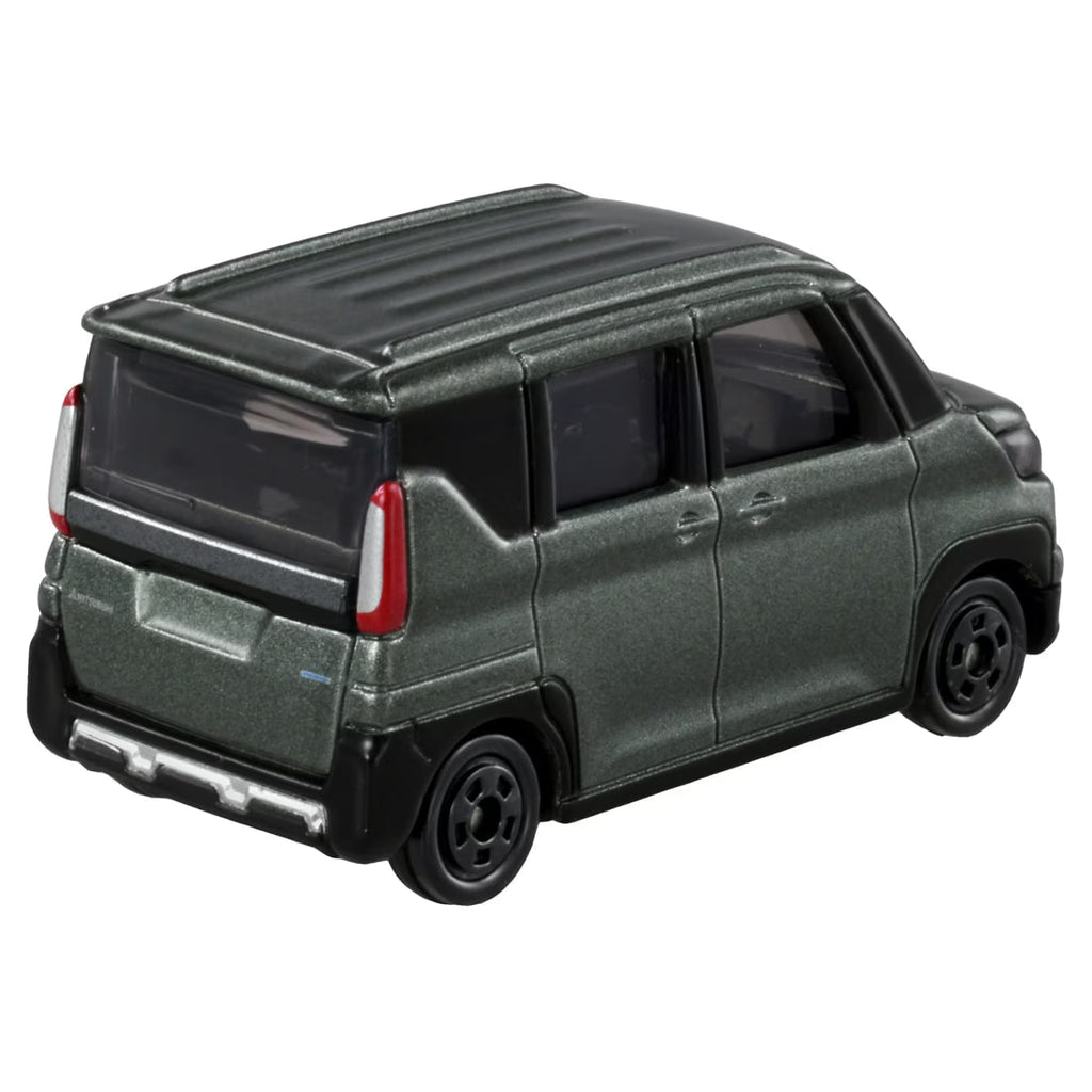 TOMICA - No.24 Mitsubishi Delica Mini