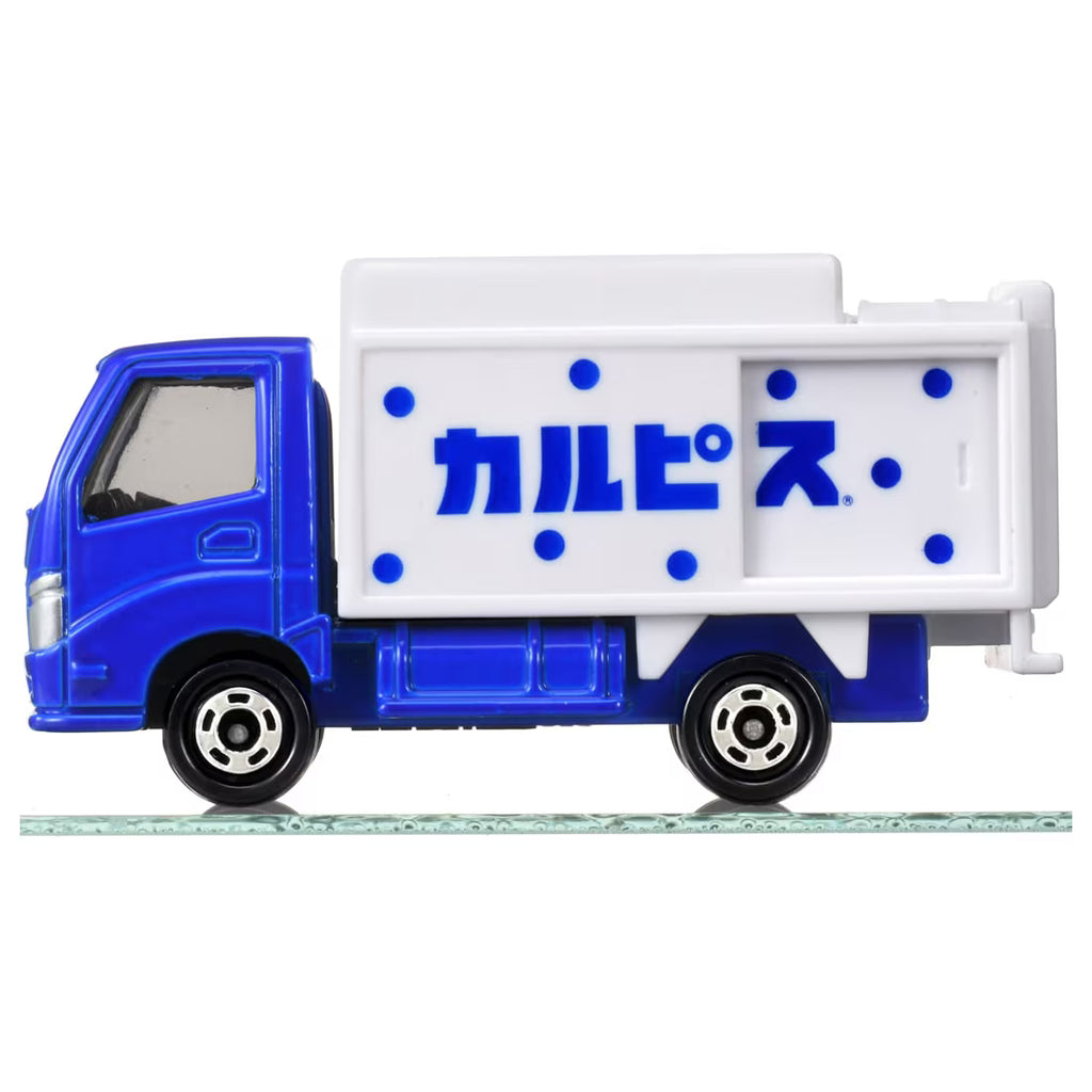 TOMICA - No.84 Camión Botella Calpis
