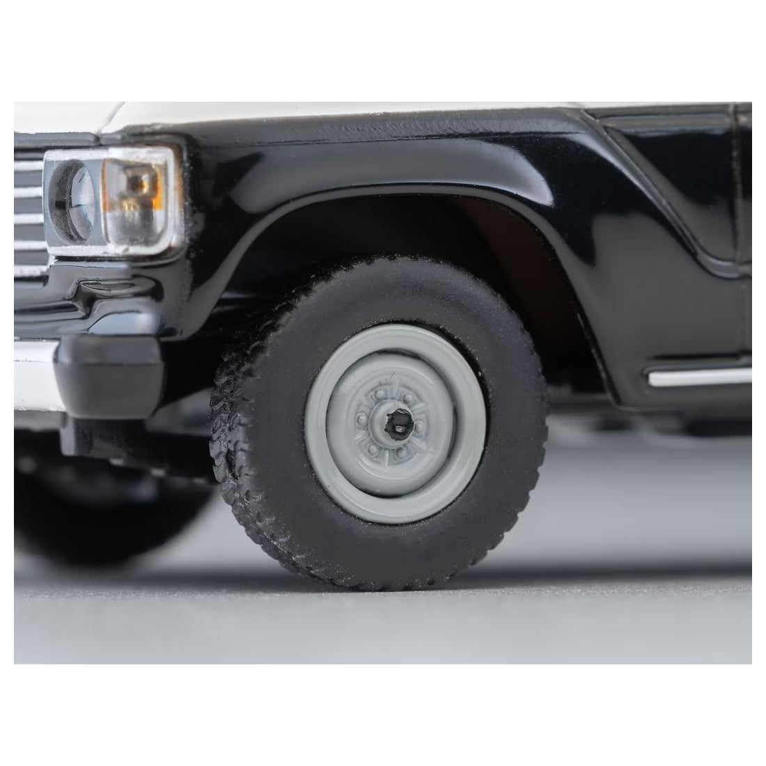 TOMICA Limited Vintage - LV-N371a Toyota Land Cruiser 60 Patrulla Policial (Policía de la Prefectura de Hokkaido) - Tomica Costa Rica Collectors Club