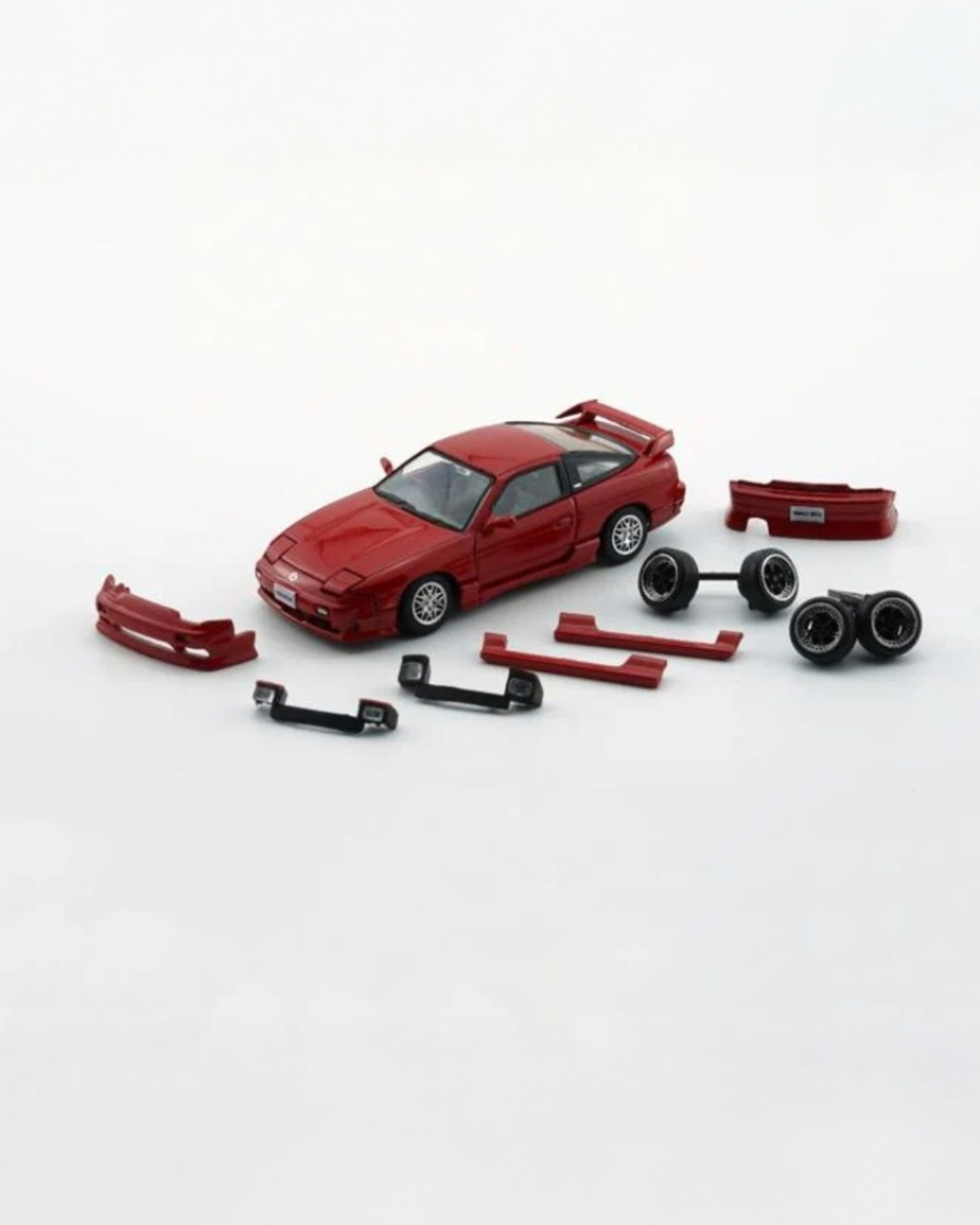 BM Creations - Nissan PRS13 (180SX) Rojo con Piezas Intercambiables - Tomica Costa Rica Collectors Club