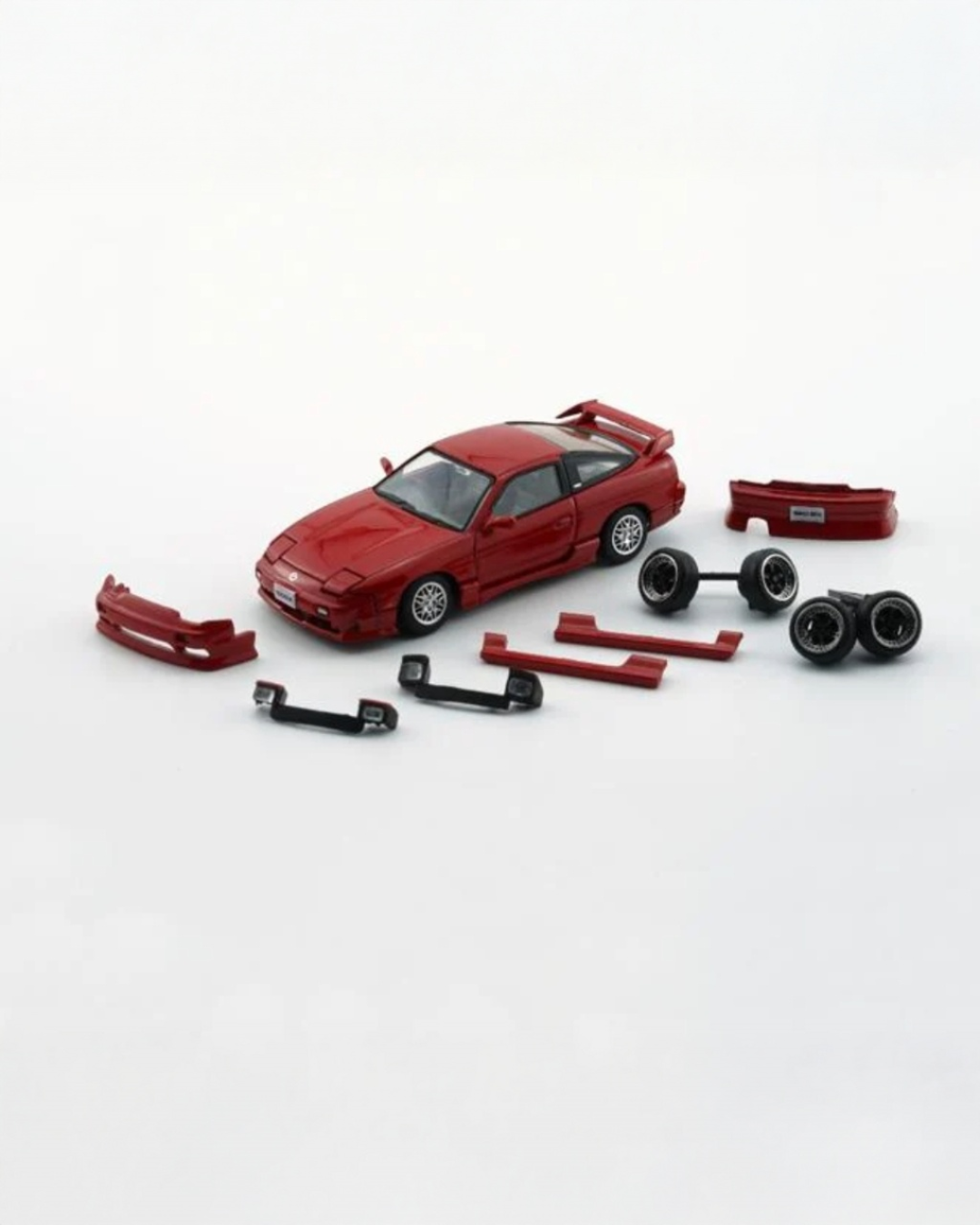 BM Creations - Nissan PRS13 (180SX) Rojo con Piezas Intercambiables - Tomica Costa Rica Collectors Club