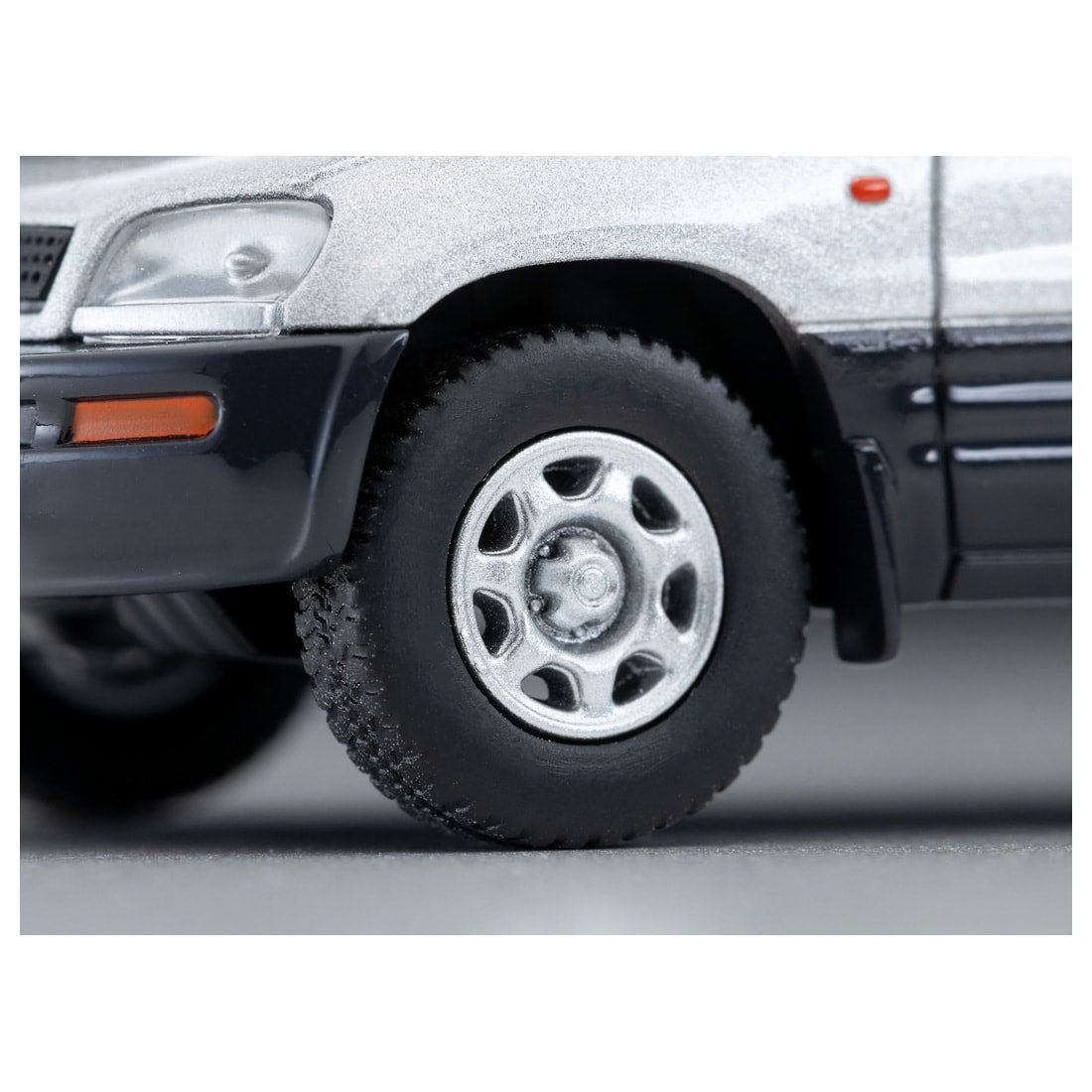 TOMICA Limited Vintage Neo - LV-N354c Toyota RAV4J V (Silver) w/Tent Figure - Tomica Costa Rica Collectors Club