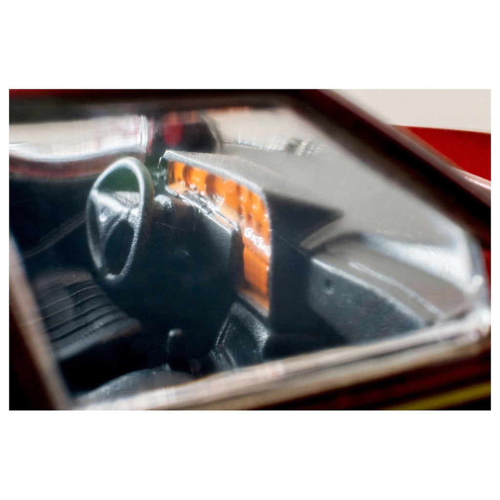 TOMICA Limited Vintage Neo - LV-N275c Lancia Thema 8.32 Phase II (Red) - Tomica Costa Rica Collectors Club