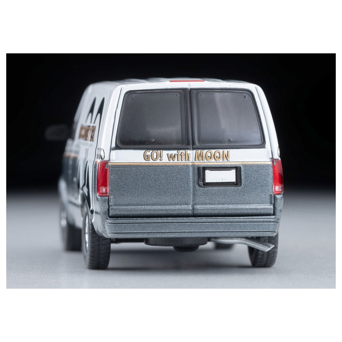 TOMICA Limited Vintage Neo - LV-N344c Chevrolet Astro Van (MOONEYES) White/Gray - Tomica Costa Rica Collectors Club