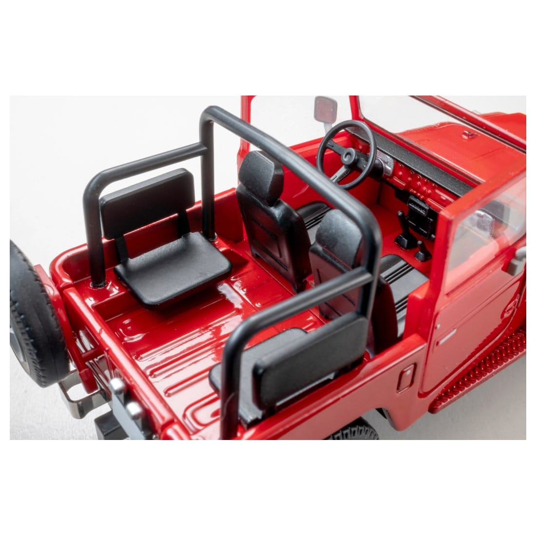 TOMICA Limited Vintage Neo - LV-N382a Toyota Land Cruiser 40 Open Top North American Version (Red) - Tomica Costa Rica Collectors Club