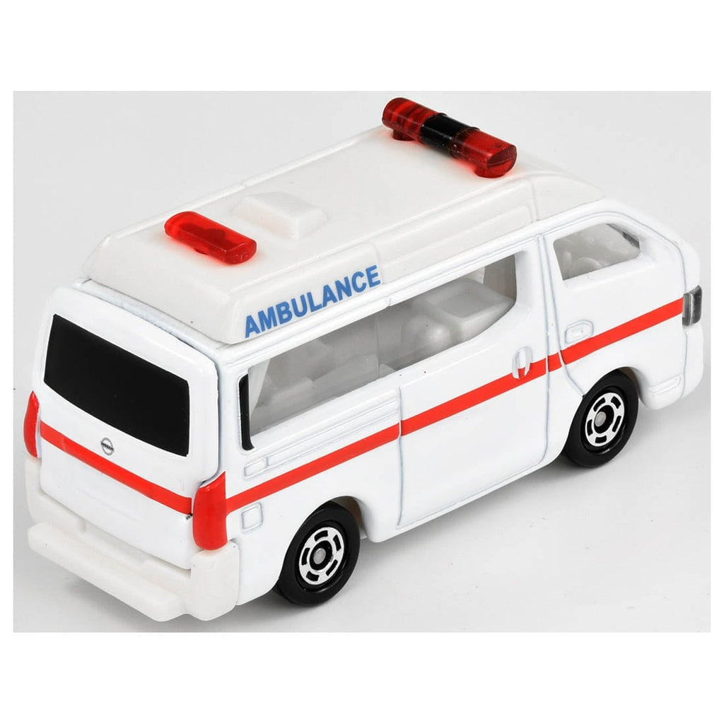 TOMICA - No.18 Nissan NV350 Caravan Ambulancia