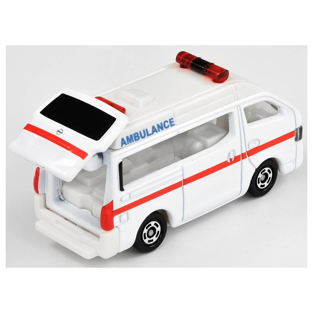 TOMICA - No.18 Nissan NV350 Caravan Ambulancia
